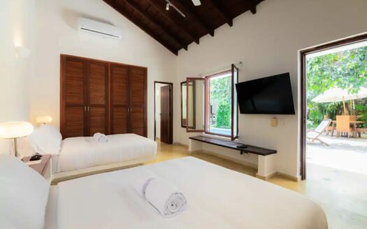 Stunning 5BR Villa with pool in Cartagena