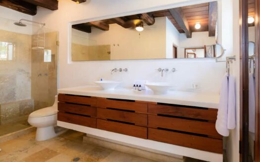Stunning 5BR Villa with pool in Cartagena