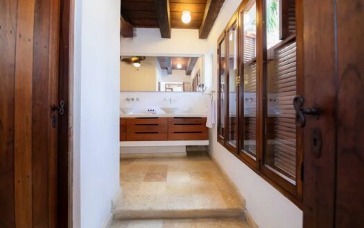 Stunning 5BR Villa with pool in Cartagena