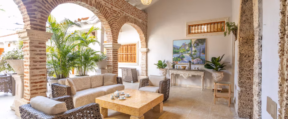 9 BR Casa Beatriz with Private Pool