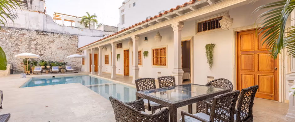 9 BR Casa Beatriz with Private Pool