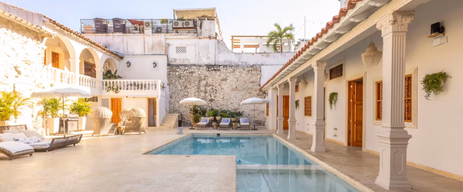 9 BR Casa Beatriz with Private Pool
