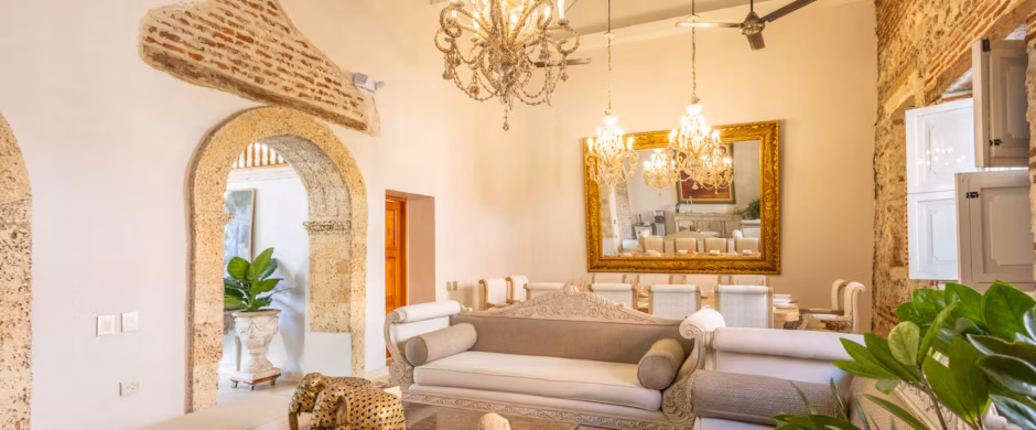 9 BR Casa Beatriz with Private Pool