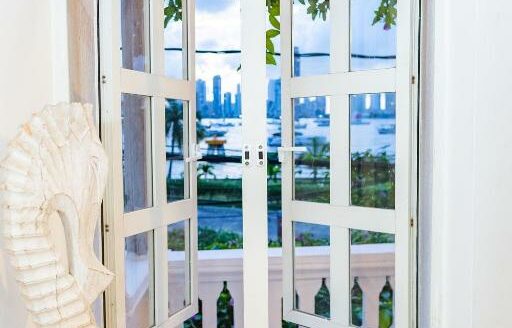 5 BR Casa Condesa Beachfront House