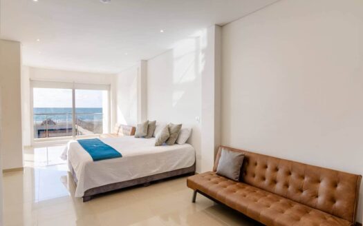 13 BR Amazing Beach House with Pool