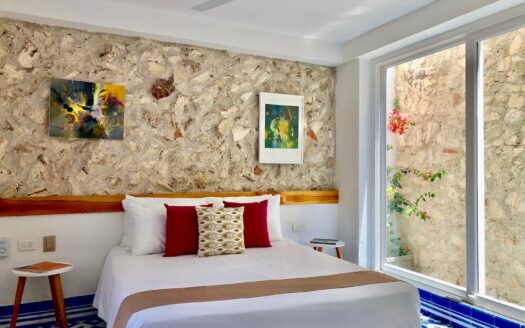 4 BR Casa Serrezuela Old Town Villa