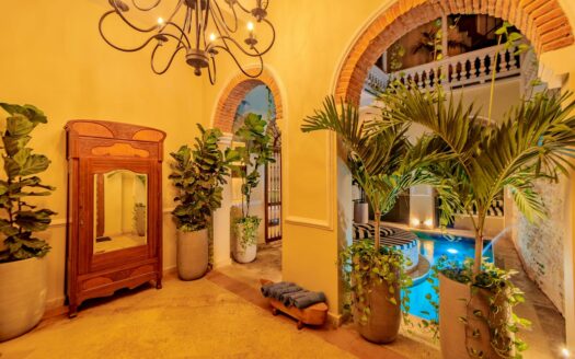 6 BR Casa Mar with Pool and Terrace