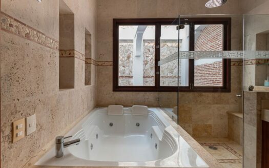 6 BR Casa Santa Catalina with 2 Pools
