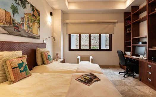 6 BR Casa Santa Catalina with 2 Pools