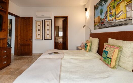 6 BR Casa Santa Catalina with 2 Pools