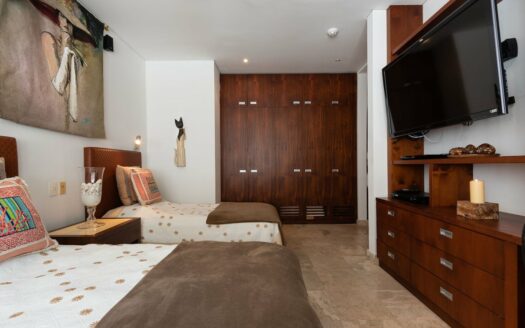 6 BR Casa Santa Catalina with 2 Pools