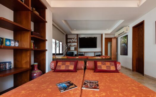 6 BR Casa Santa Catalina with 2 Pools