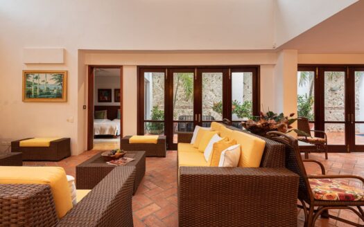 6 BR Casa Santa Catalina with 2 Pools