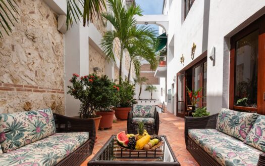 6 BR Casa Santa Catalina with 2 Pools