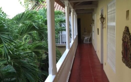 7 BR Spectacular House with Pool