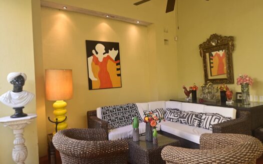 7 BR Spectacular House with Pool