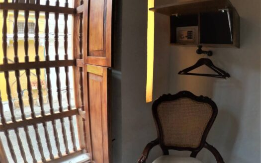 8 BR Casa Columbus House with Jacuzzi
