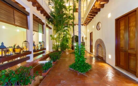 8 BR Casa Quadrifolio with Pool