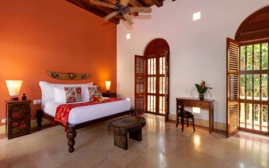 8 BR Casa Quadrifolio with Pool