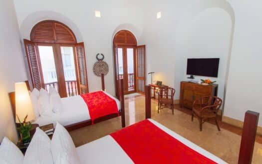 8 BR Casa Quadrifolio with Pool