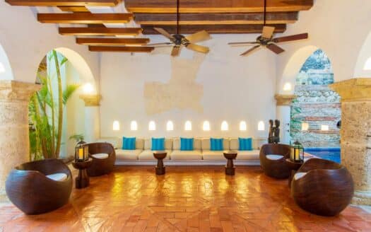 8 BR Casa Quadrifolio with Pool