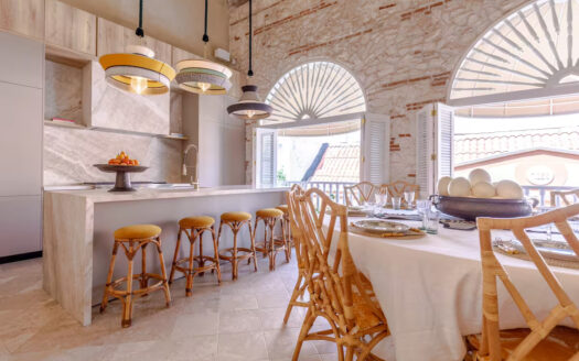 Historic Center 12BR Luxury Villa W Cathedral View