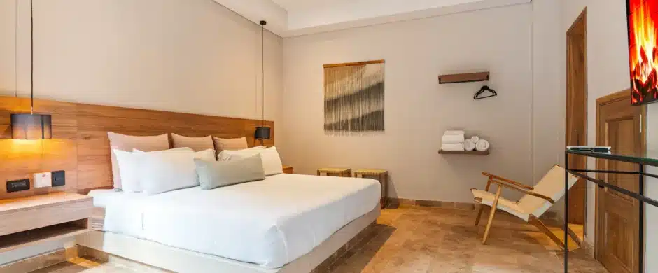 5 BDRM Luxury Villa with Pool | Jacuzzi & Terrace