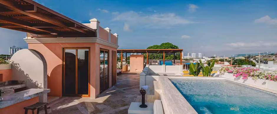 NEW 5 BDRM Casa Colibrí