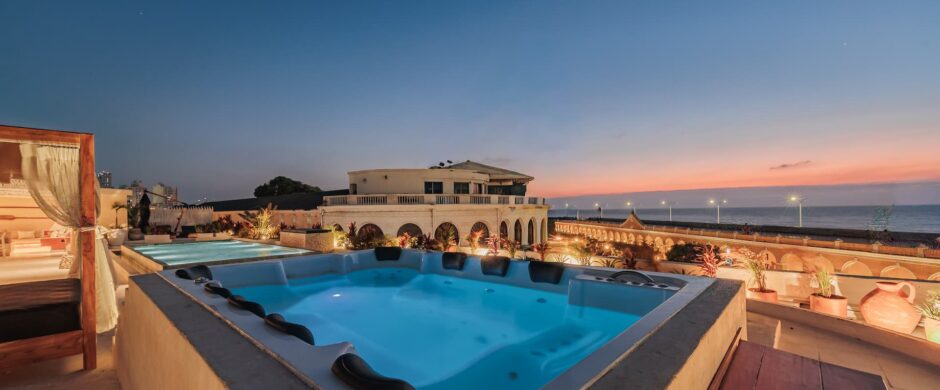 Homepage LuxMare Penthouse · Pool, Jacuzzi & Sea Views