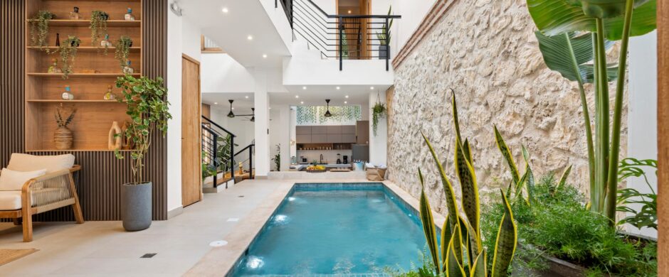 Homepage Modern Luxury 4BR Pool & Rooftop Jacuzzi Old Town
